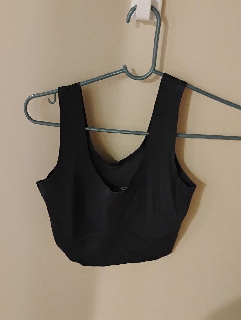NWOT Victoria's Secret Gray Soft Cup Bra With Pads Sz M
